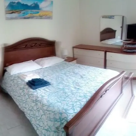 Weekend A Con Parcheggio Apartment *